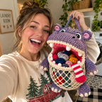 🧦😂 Sock Gobblers™– DIY Crochet Animal Sock Holder Kit | Funny Hanging Laundry Organizer & Creative Handmade Gift 🦈🐊